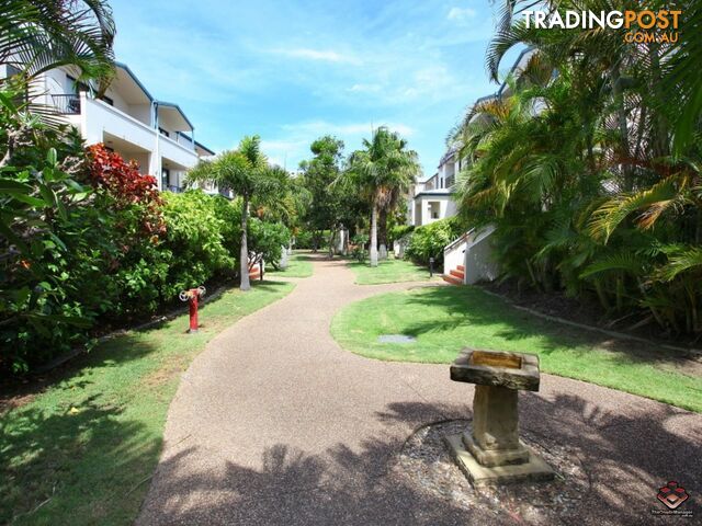 38 Labrador Street Labrador QLD 4215