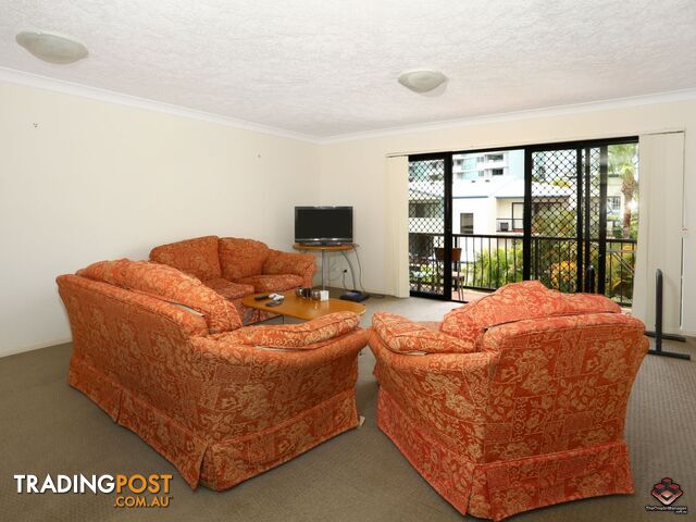 38 Labrador Street Labrador QLD 4215