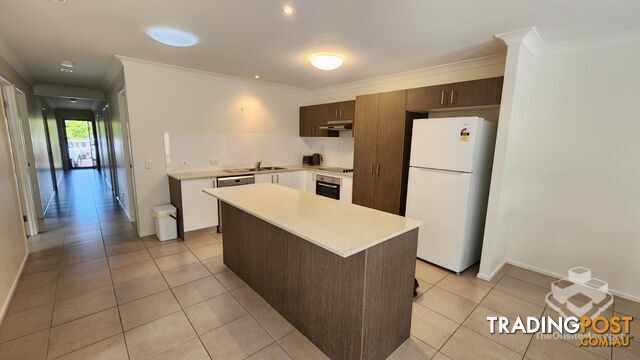 ID:21197987 230 Pulgul Street Urangan QLD 4655 - photo 5 of 26