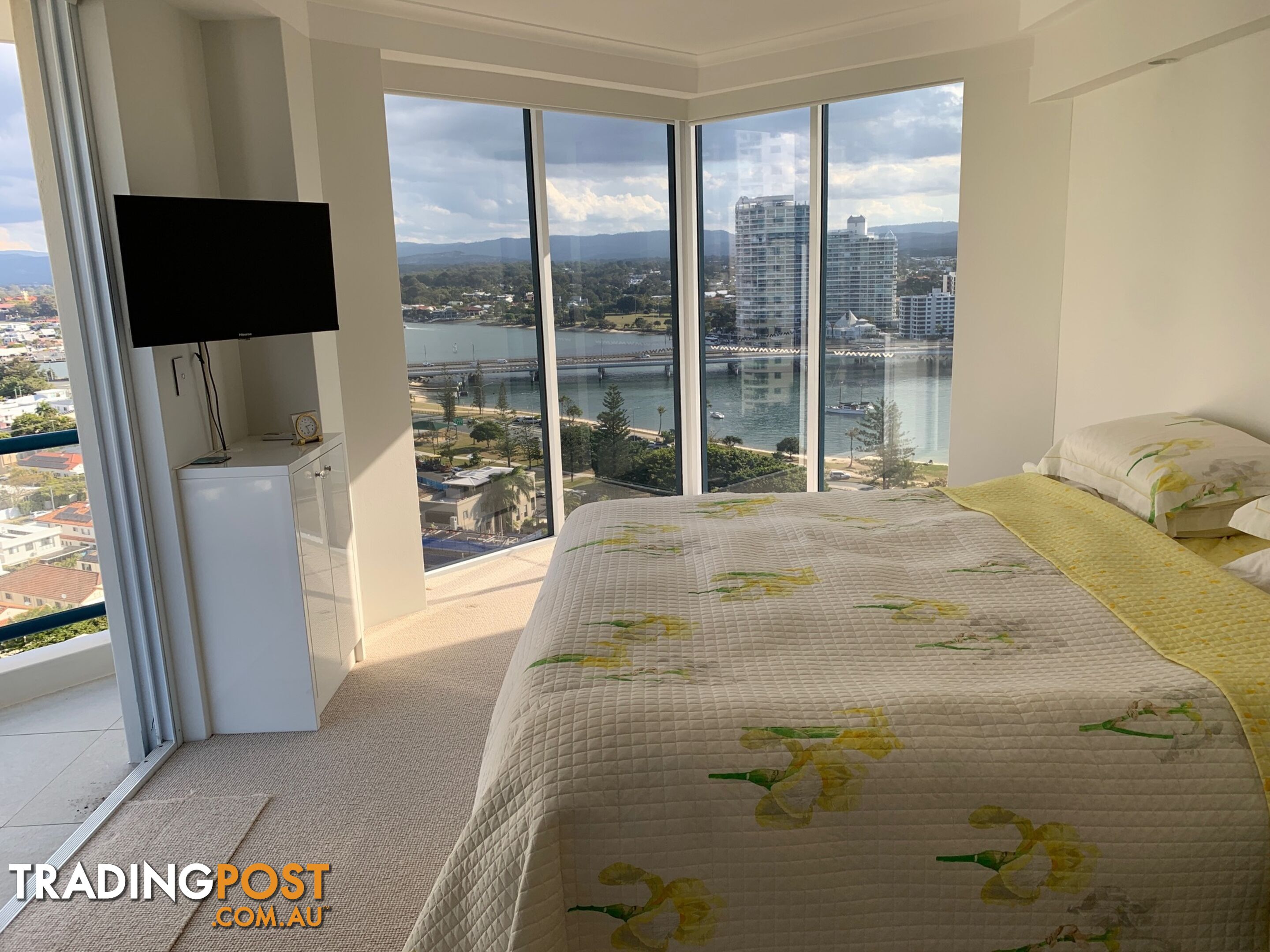 66/22 Montgomery Avenue Main Beach QLD 4217