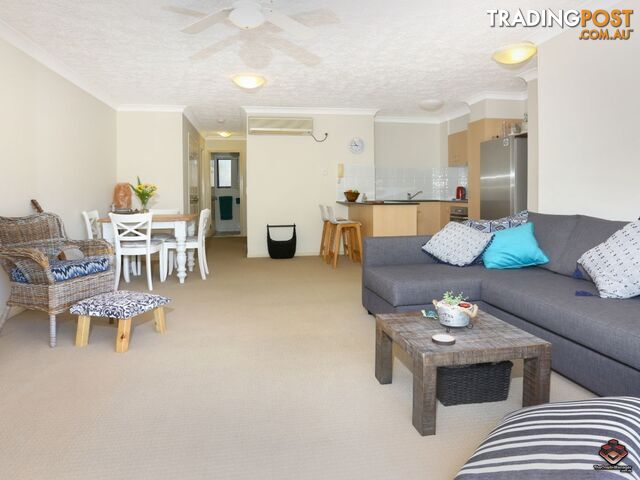 38 Labrador Street Labrador QLD 4215