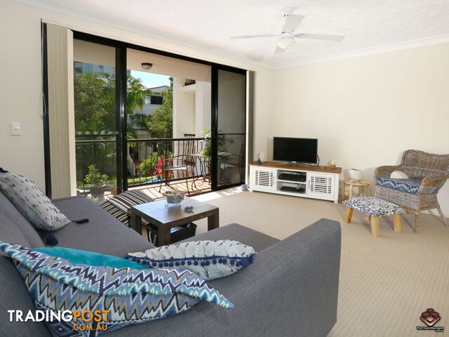 38 Labrador Street Labrador QLD 4215