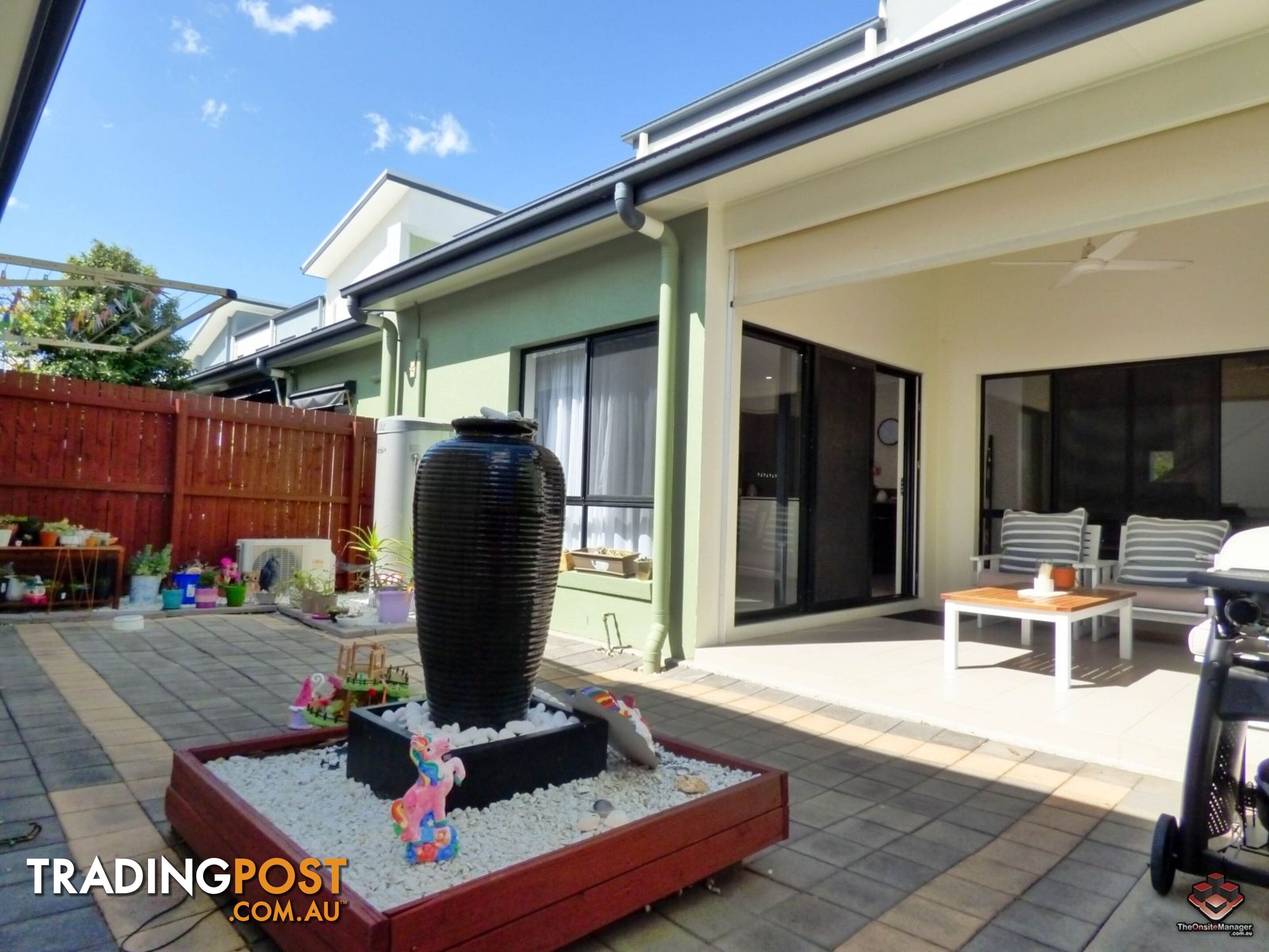 16 Surbiton Court Carindale QLD 4152