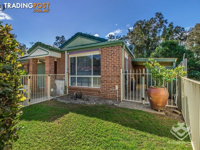 102 Cootharaba Drive Helensvale QLD 4212 - photo 3 of 15