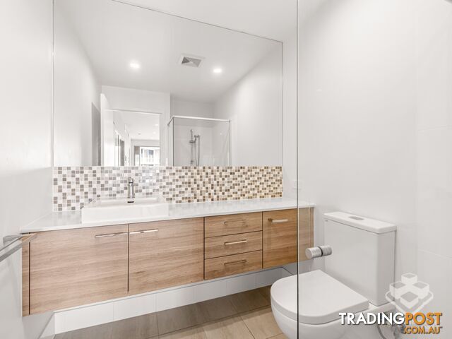 ID:21190726 93 Sheehan Avenue Hope Island QLD 4212 - photo 4 of 8
