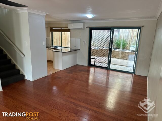 ID:21195604 28 Ancona Street Carrara QLD 4211 - photo 2 of 9