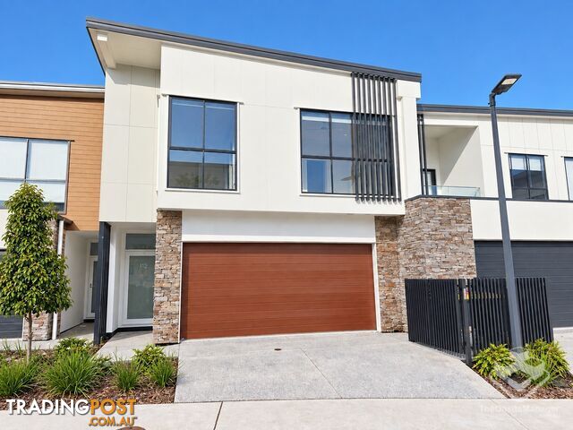 ID:21196740 2 Lyra Avenue Hope Island QLD 4212