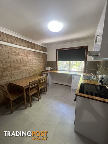 ID:21164774 28 Barrett Robertson QLD 4109