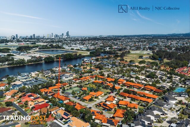 49 23 Tristan Court Benowa QLD 4217