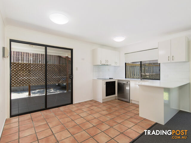 47 Harley Street Labrador QLD 4215 - photo 5 of 14