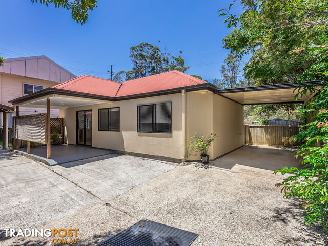 47 Harley Street Labrador QLD 4215 - photo 3 of 14