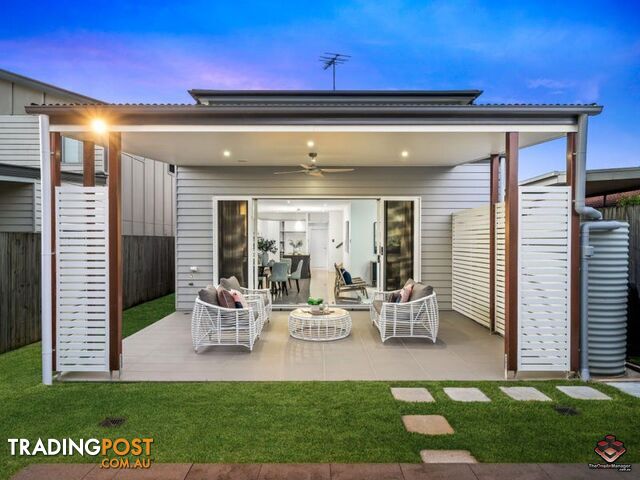 24 Boronia Avenue Holland Park West QLD 4121