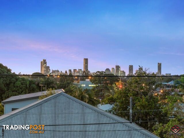 24 Boronia Avenue Holland Park West QLD 4121