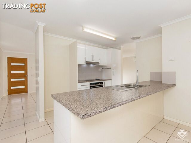 6 Penrith Court Helensvale QLD 4212