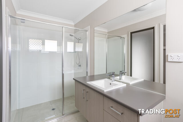ID:21160062 28 Peacock Road Kallangur QLD 4503 - photo 4 of 19