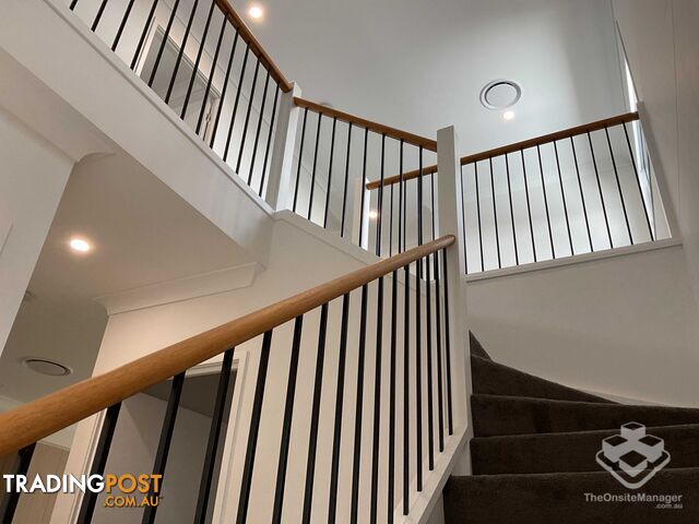 10 Lena Street Browns Plains QLD 4118 - photo 2 of 8