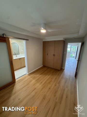 11 22 Leonard Avenue Surfers Paradise QLD 4217