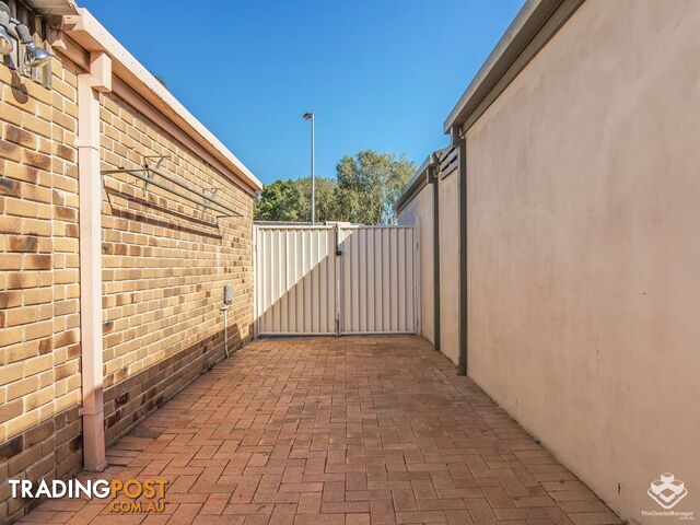 45 River Oak Drive Helensvale QLD 4212