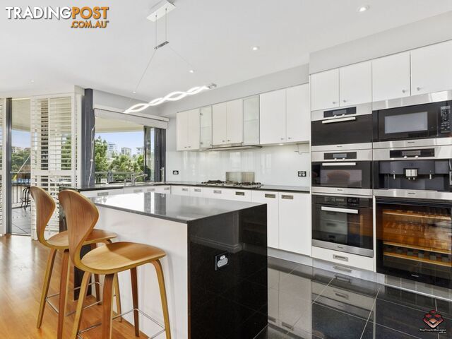 ID:3723949/1 Holman Street KANGAROO POINT QLD 4169