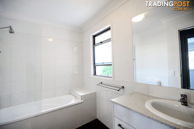 ID:21173648 51 River Road Bundamba QLD 4304 - photo 2 of 16