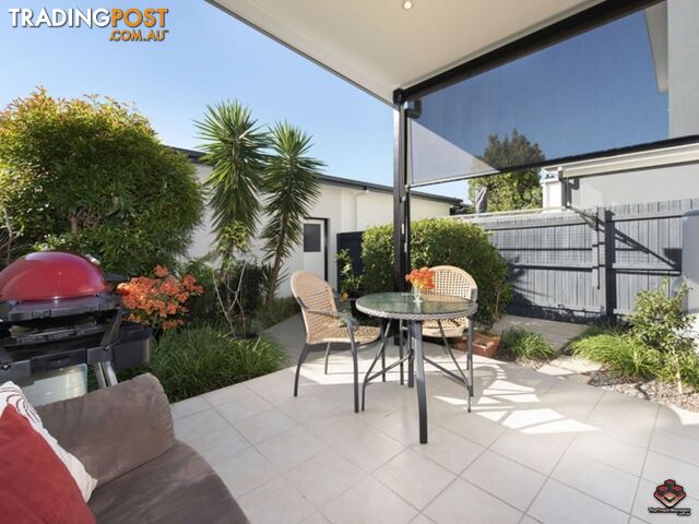 16 Surbiton Court Carindale QLD 4152