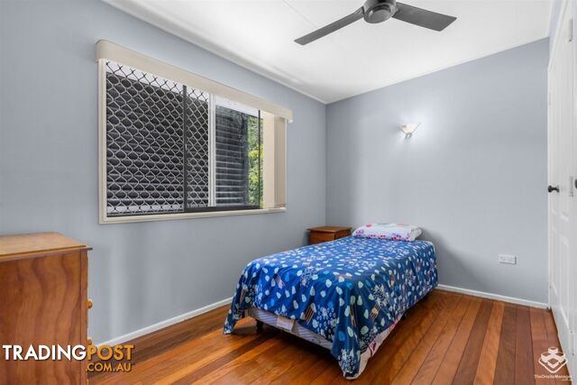 10 Togar Street Mansfield QLD 4122