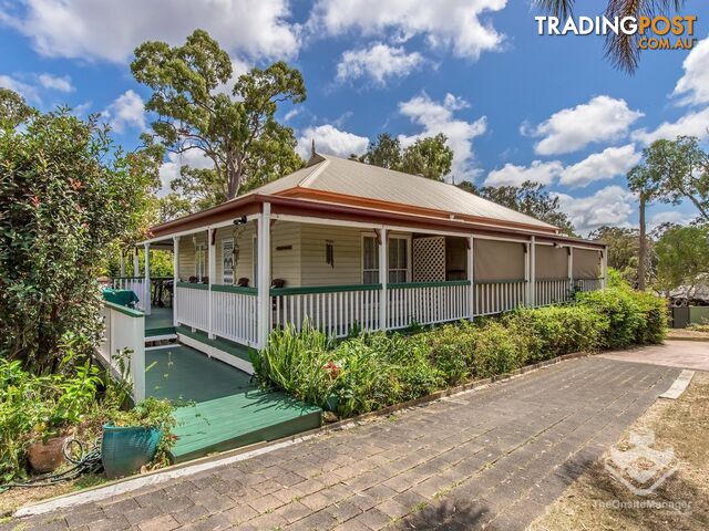 32 Catani Place Helensvale QLD 4212 - photo 5 of 23