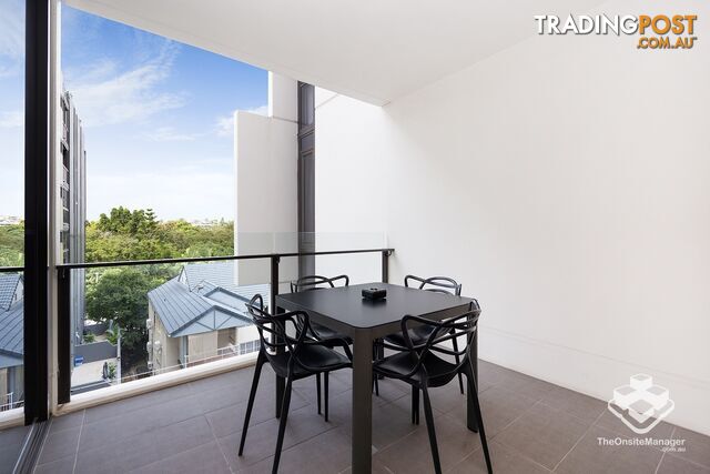 513 47 Cordelia Street South Brisbane QLD 4101 - photo 5 of 10