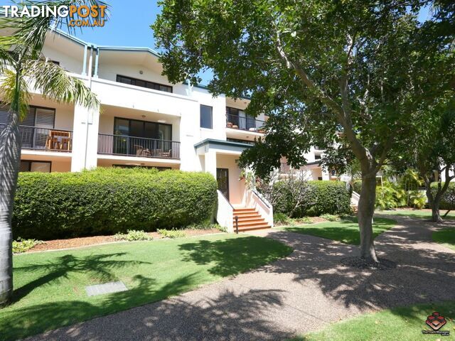 38 Labrador Street Labrador QLD 4215