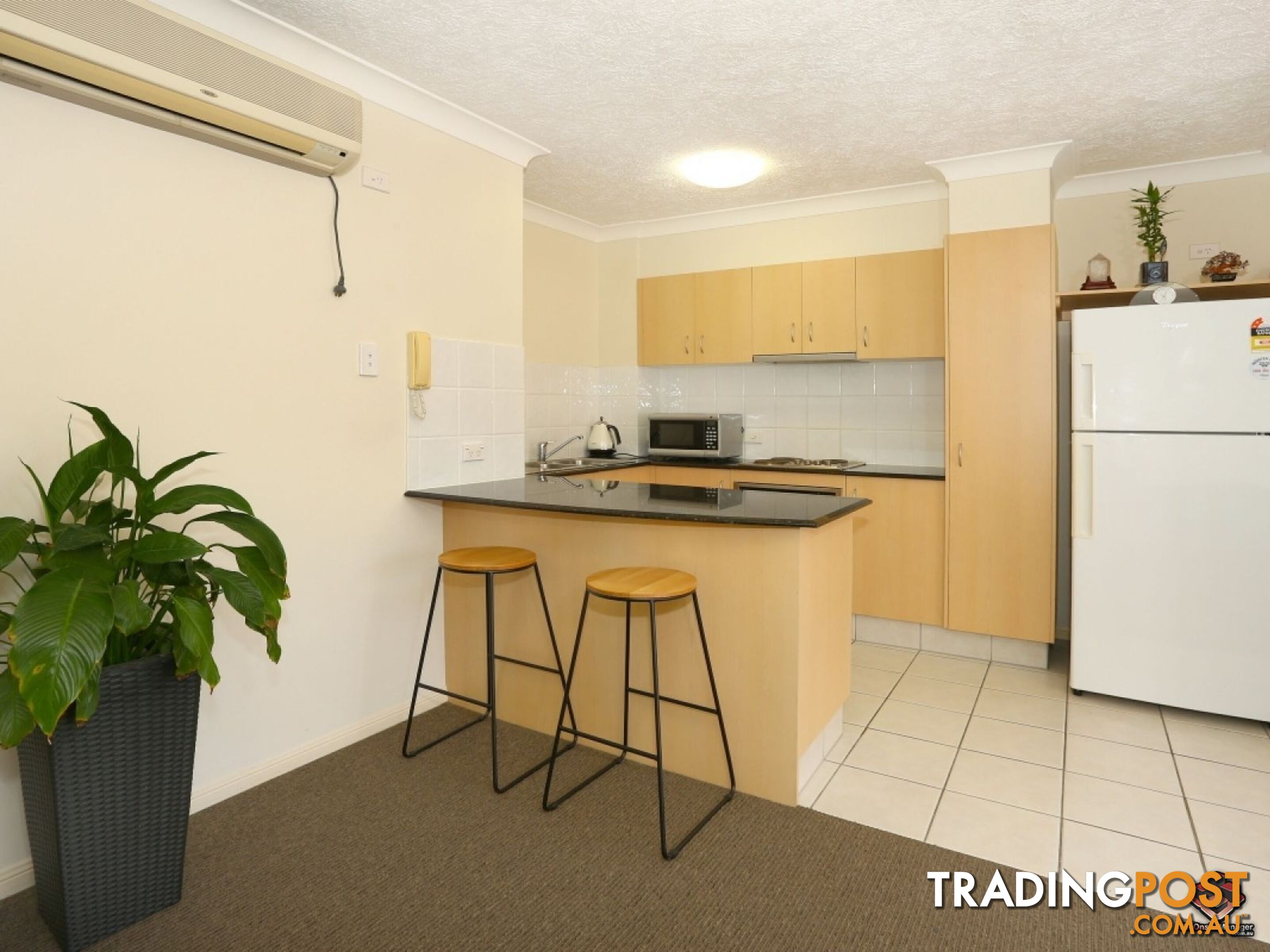 38 Labrador Street Labrador QLD 4215