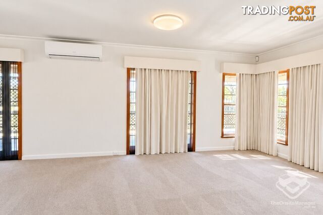 36 Croxley Street Upper Mount Gravatt QLD 4122 - photo 4 of 17
