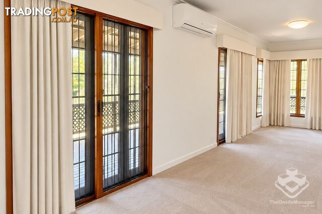 36 Croxley Street Upper Mount Gravatt QLD 4122 - photo 3 of 17