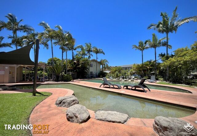 112/ 215 Cottesloe Drive Mermaid Waters QLD 4218