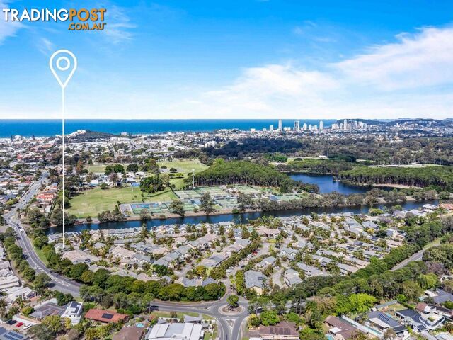 112/ 215 Cottesloe Drive Mermaid Waters QLD 4218