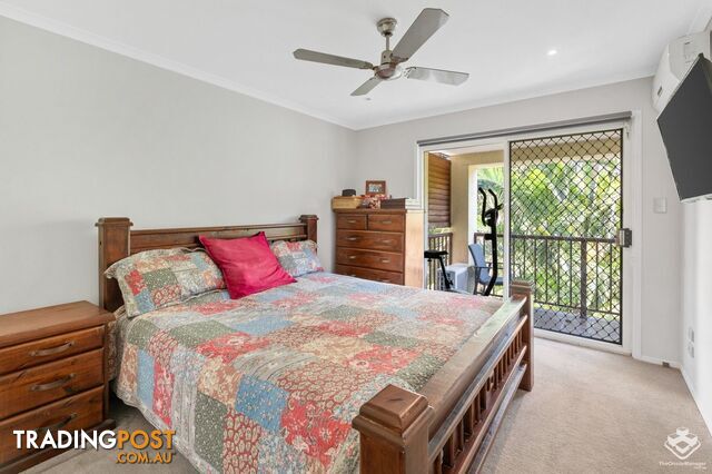 2/102 Alexander Drive Highland Park QLD 4211