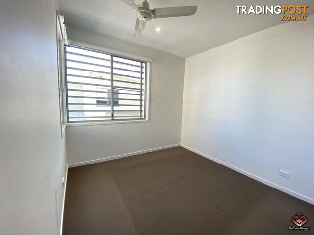 4/6-8 South Bay Drive Varsity Lakes QLD 4227