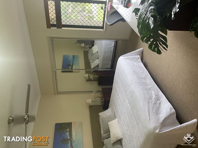 ID:21142367/1-15 Robson Street Mooroobool QLD 4870