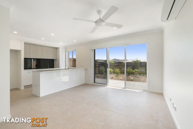 122 370 Gainsborough Drive Pimpama QLD 4209 - photo 4 of 16