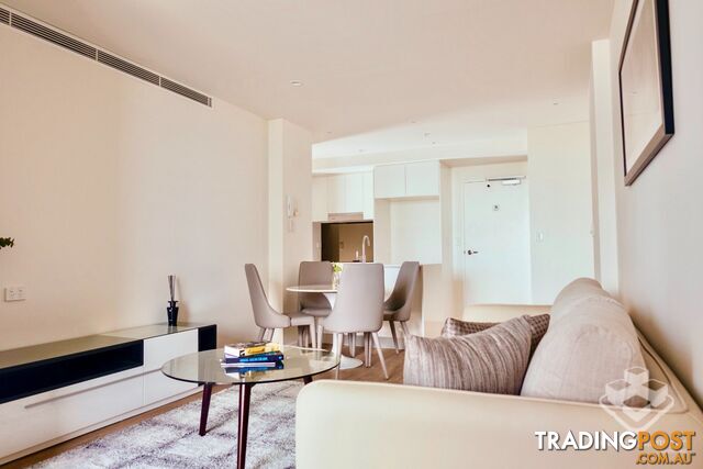 ID:21192665 139 Scarborough Street Southport QLD 4215 - photo 4 of 9