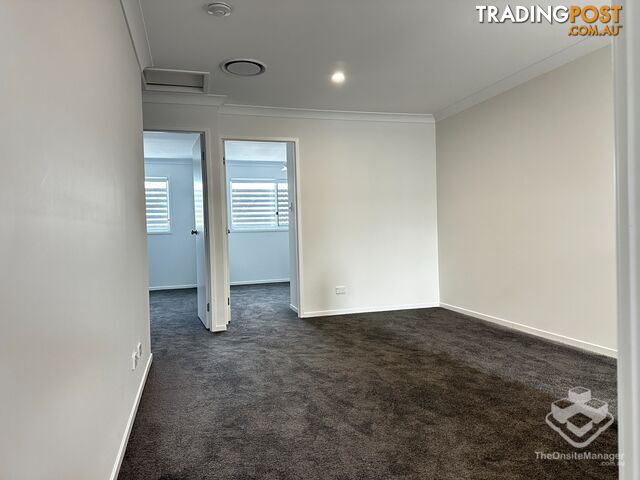 ID:21197787 35 Claussen St Browns Plains QLD 4118 - photo 2 of 7