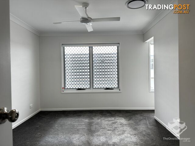 ID:21197787 35 Claussen St Browns Plains QLD 4118 - photo 3 of 7