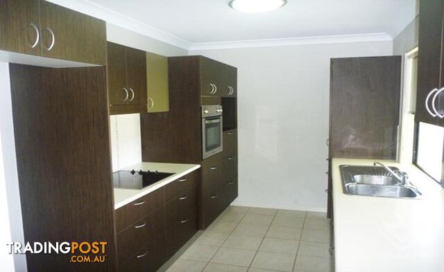 16 Parklands Drive Mount Louisa QLD 4814 - photo 3 of 6