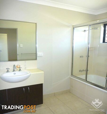16 Parklands Drive Mount Louisa QLD 4814 - photo 4 of 6