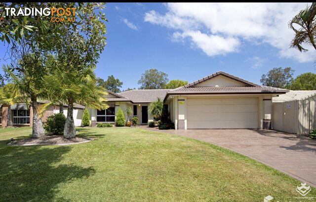 27 Lakeshore Drive Helensvale QLD 4212