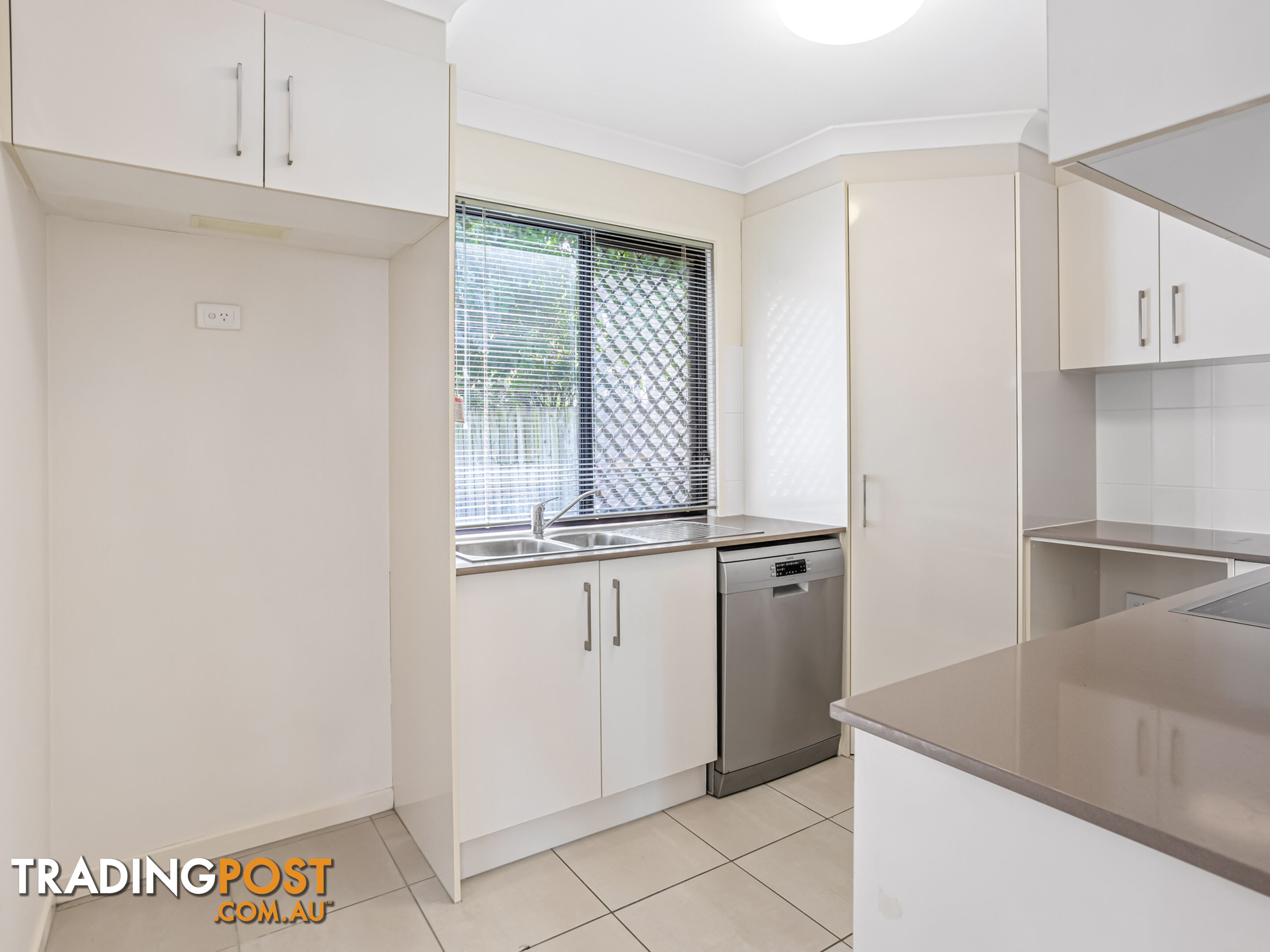 5/2 Emerald Place Bridgeman Downs QLD 4035