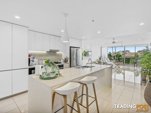 402 388 marine parade labrador QLD 4215