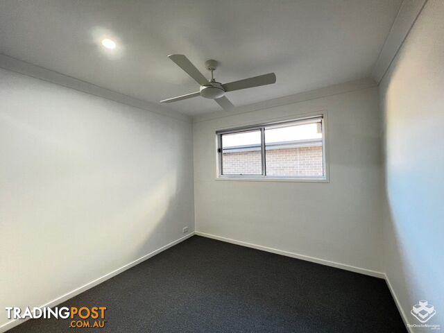 31 Moon Circuit Karawatha QLD 4117 - photo 5 of 16