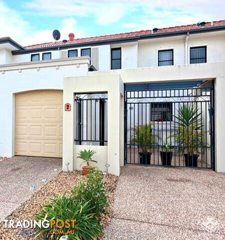 2/226 Cheltenham Drive Robina QLD 4226