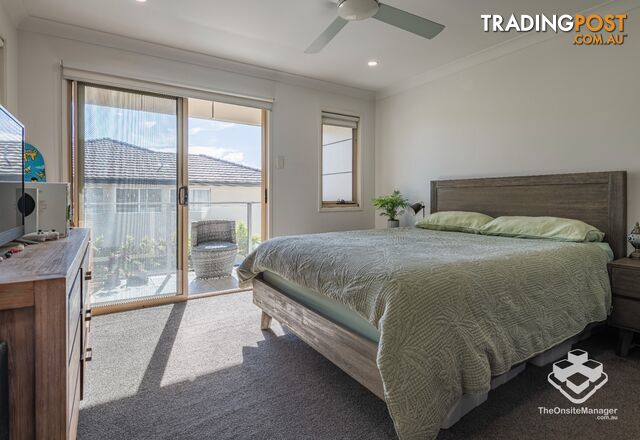 85 Pohlman Street Southport QLD 4215 - photo 4 of 19