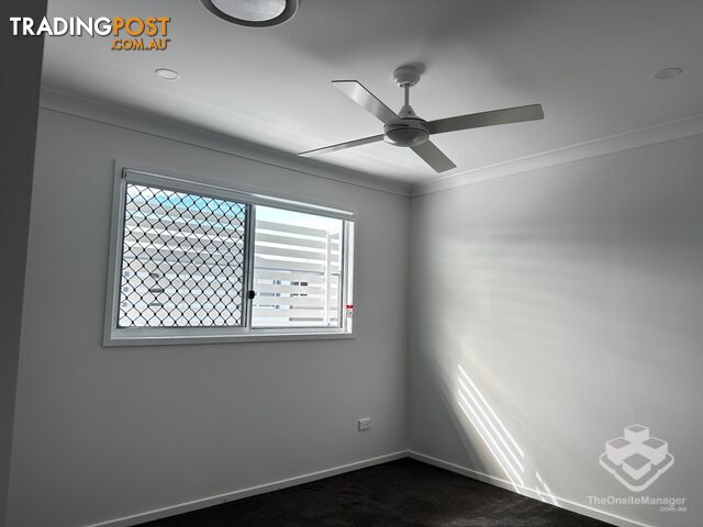 ID:21195319 35 Claussen St Browns Plains QLD 4118 - photo 4 of 6